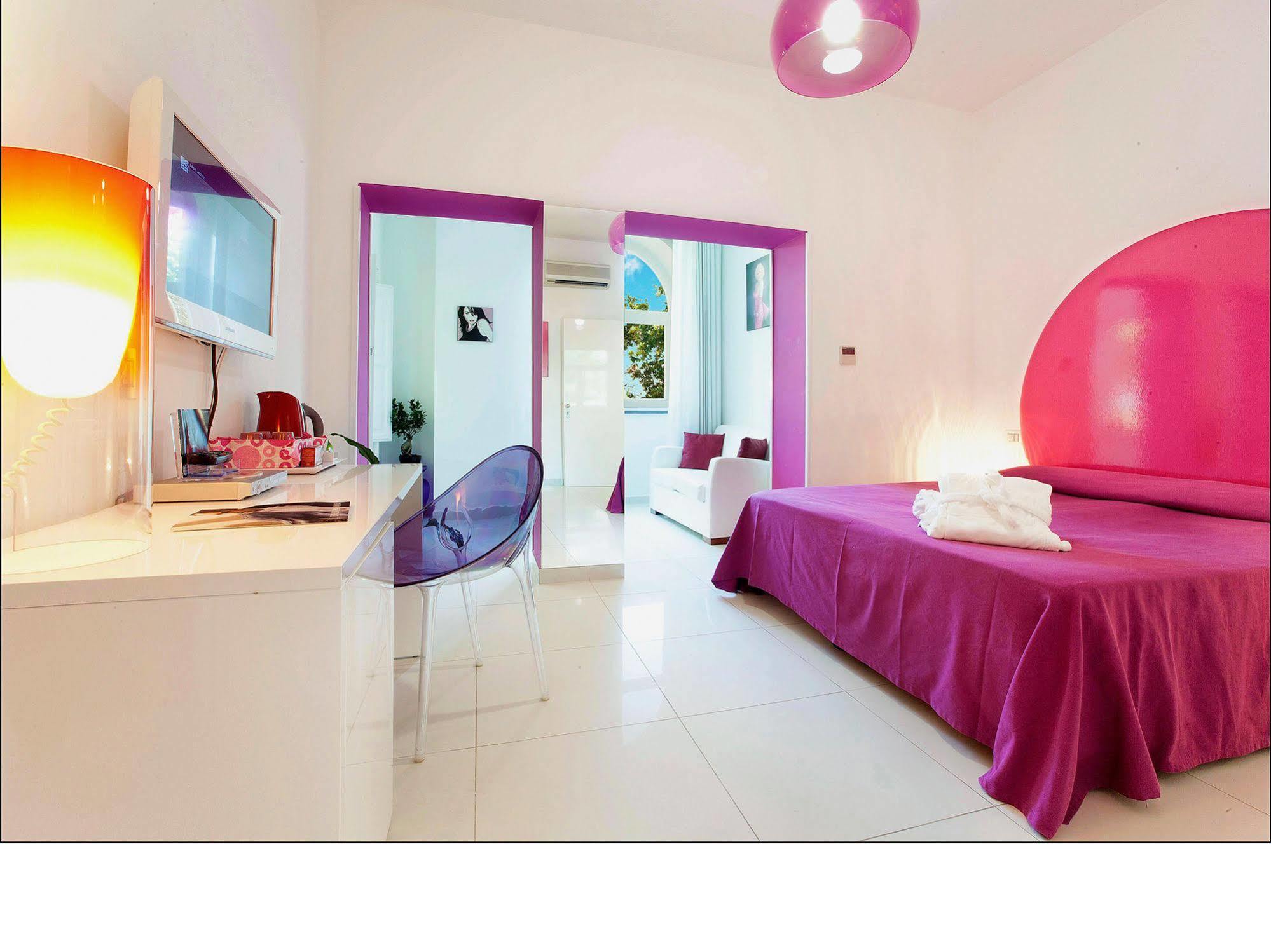 Palazzo Tritone & Abagnale Bed & Breakfast Sorrento Exterior photo